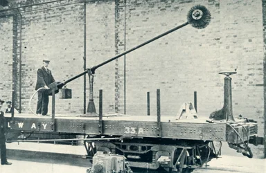 Holde tunnelene rene, 1922.
