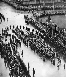 King George vs begravelsesprosesjon passerte ut av Palace Yard, London, 1936
