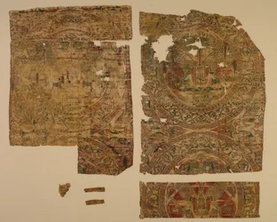 Lampas med konfronterte sfinkser i rundeller, fra graven til Saint Bernard Calvo, 1200-1243.