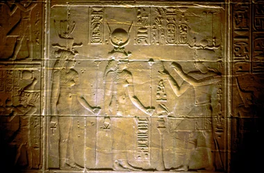 Kalksteinsrelieff ved Philae-tempelet, gammelegyptisk