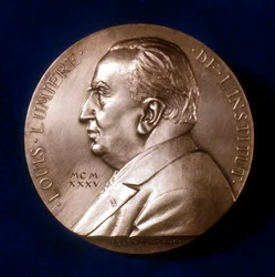 Louis Jean Lumiere 1864-1948, pioner innen kinematografi, c1935