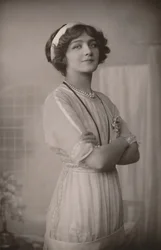 Frøken Lily Elsie, 1886-1962, som Alice in the Dollar Princess., c1930.