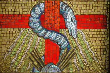 Mosaikk. Saint Blaise kirke. Slangen Vichy Frankrike