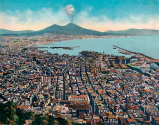Napoli - Panorama fra San Martino, utsikt fra San Martino, c1900.