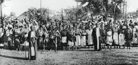 Innfødte dansere i Mombasa, 1924-1925, 1937