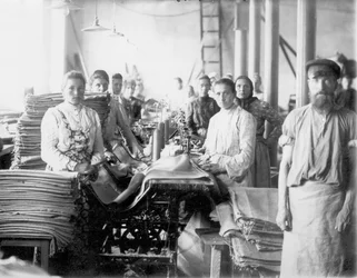 Okulov tekstilposefabrikk. Kulotino, 1905