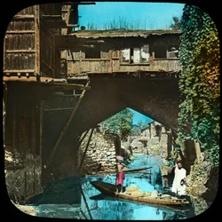 Gammel bro, Srinagar, Kashmir, India, slutten av 1800- eller begynnelsen av 1900-tallet