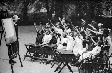 Friluftsklasse i Lincolns Inn Fields, London, 1926-1927