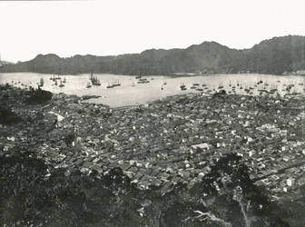 Panoramautsikt over byen, Nagasaki, Japan, 1895.