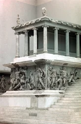 Pergamonalter, 2. århundre f.Kr