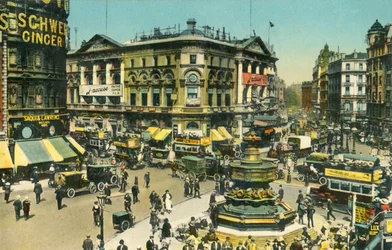 Piccadilly Circus, London, c1910.