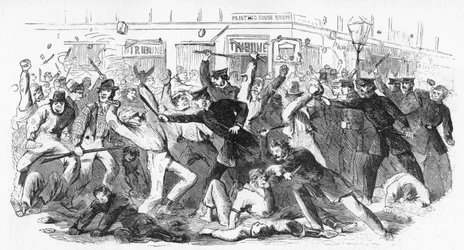 Politiet anklager opprørere ved The Tribune Office, ca. 1860-tallet