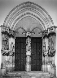 Portal til kapellet til Chartreuse i Champmol. Dijon fra 1300-tallet (Cote d'Or)