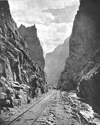 Royal Gorge of the Arkansas River, Colorado, USA, ca 1900.