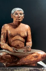 Sittende skriver, gammel egypter, 5. dynasti, 2498-2345 f.Kr.