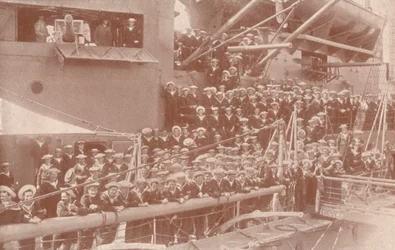 Noen av skipsselskapene til HMAS Australia, c1917 1919
