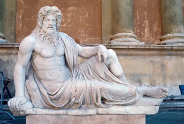 Statue, Court of the Pigna, Vatikanet, Roma
