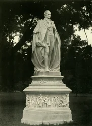 Statue av Lord Curzon i Grounds of Victoria Memorial Hall, 1925.
