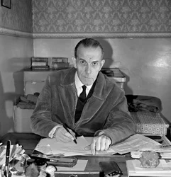 Sveits Gustave Literature Roud (s/hvitt bilde)