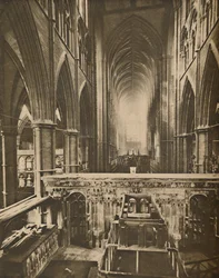 The Abbeys Grand Interior: Ser vestover fra Confessor-kapellet, c1935.