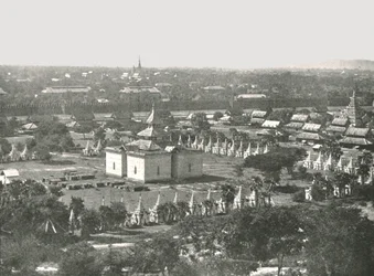 De fire hundre og femti templene, Mandalay, Burma, 1895.
