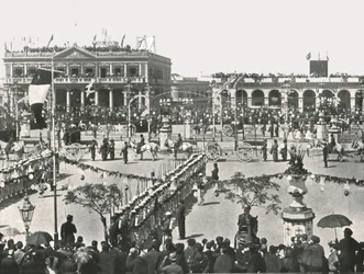 The Great Square on a Fete Day, Montevideo, Uruguay, 1895.