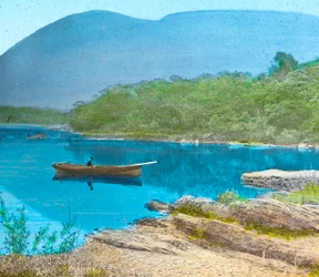The Middle Lake, fra Dinis Island, Killarney, c1910