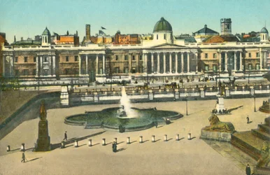Nasjonalgalleriet og Trafalgar Square, London, c1910.