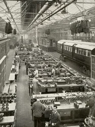 Overhalingen av underjordisk rullende materiell eid av London Passenger Transport, 1935-36.