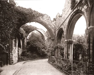 Ruinene i Canterbury, Kent, 1894.