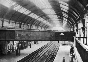 Forløpet til Westbourne Aqueduct over Sloane Square Station, London, 1926-1927
