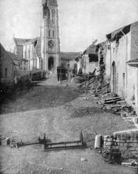 Ruinene av en landsby i Lorraine, første verdenskrig, 1915