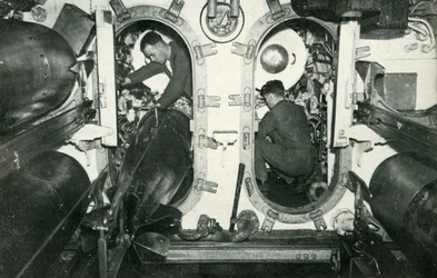 Torpedorør av en britisk ubåt, andre verdenskrig, 1945.