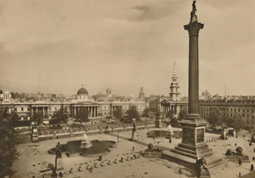 Trafalgar Square. Hvor Kings Falcons En gang ble holdt sammen med The Royal Horses, c1935.