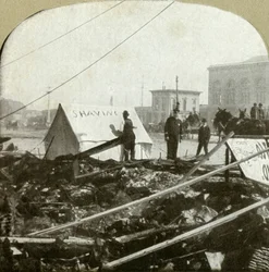 True grit - Frisørmaleskilt på telt strukket på fortauet til tidligere sted, 1906.