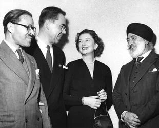UNESCOs generalkonferanse møtes i Paris, november 1952