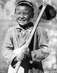 Usbekisk skolegutt jobber på en gård, 1936