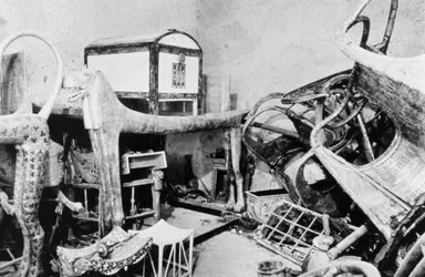 Utsikt over forkammeret til Tutankhamons grav, Kongenes dal, Egypt, 1922