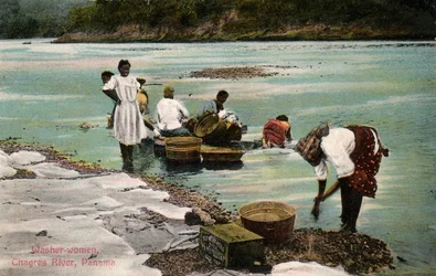 Washerwomen, Charges River, Panama, tidlig på 1900-tallet