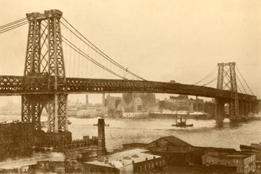 Williamsburg Suspension Bridge, New York, c1930.