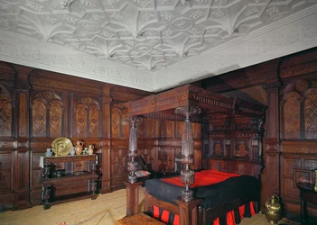 Seng med innlagt dekorasjon, 1593, fra Corbet Castle, Shrewsbury, panel fra Sizergh Castle, Cumbria