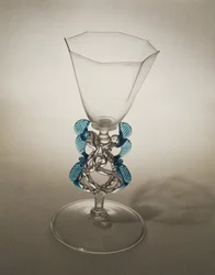 Facon de Venise dragestammet beger, 1600-tallet