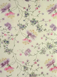 Malt materiale med naturalistiske blomster