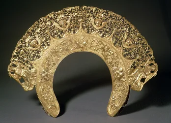 Russisk diadem med filigranverk av sølvsmed med monogrammet C.A., ca. 1730-tallet
