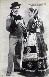 Bruder og brudgom fra Duimper, tidlig på 1900-tallet (postkort)
