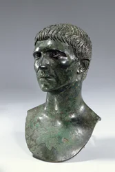 Bronsehode til en mann, romersk, begynnelsen av 1. århundre f.Kr. eller 2. århundre e.Kr