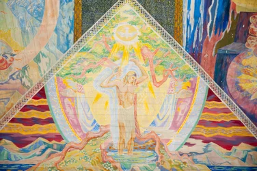 Kristendom; moderne; kunst; fargerikt takmaleri «Treenigheten» av Lous Mohr; 1938; maleri av Jesus Kristus inne i Oslo domkirke; Oslo domkirke; Oslo; Norge; Skandinavia; Nord-Europa; Europa