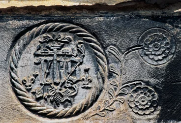 Dekorativ detalj fra inngangen, Pigna, Liguria, Italia