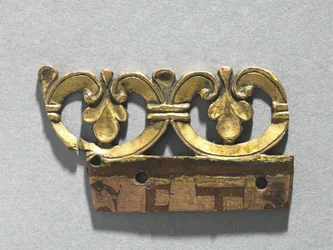 Fragment av et dekorativt emblem fra et relikvieskrin, ca. 1165-1180