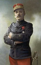 Marechal Ferdinand Foch (1851–1929), divisjonsgeneral i den franske hæren, som da beordret de allierte i nord, sjef for generalstaben i den franske hæren og generalissimo for de allierte troppene i mars 1918, han oppnådde graden marechal i 1918, foto b